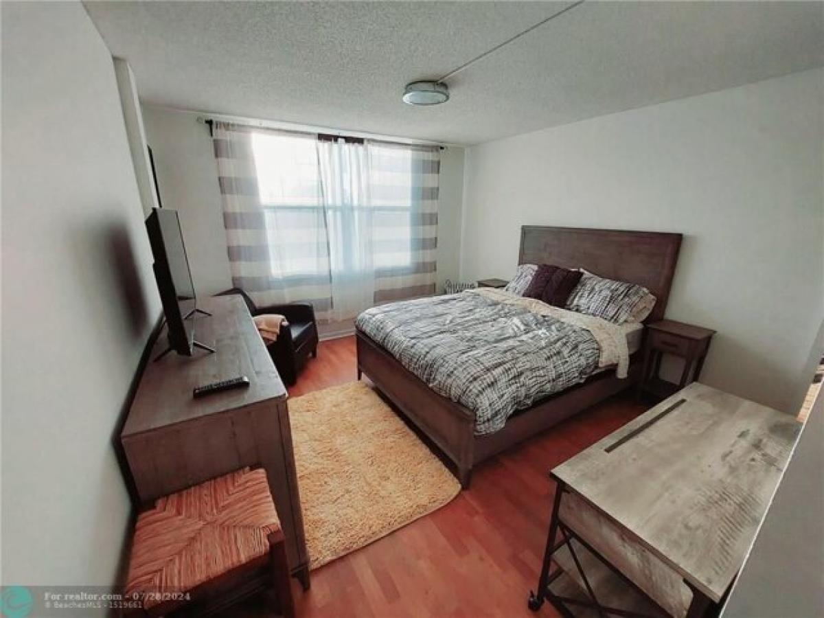 Picture of Home For Sale in Pompano Beach, Florida, United States