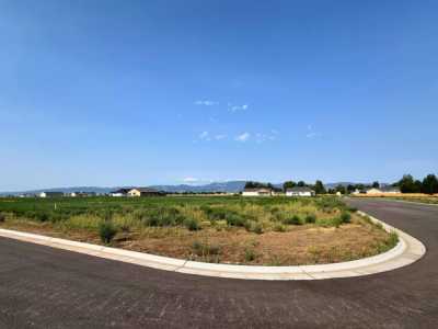 Residential Land For Sale in