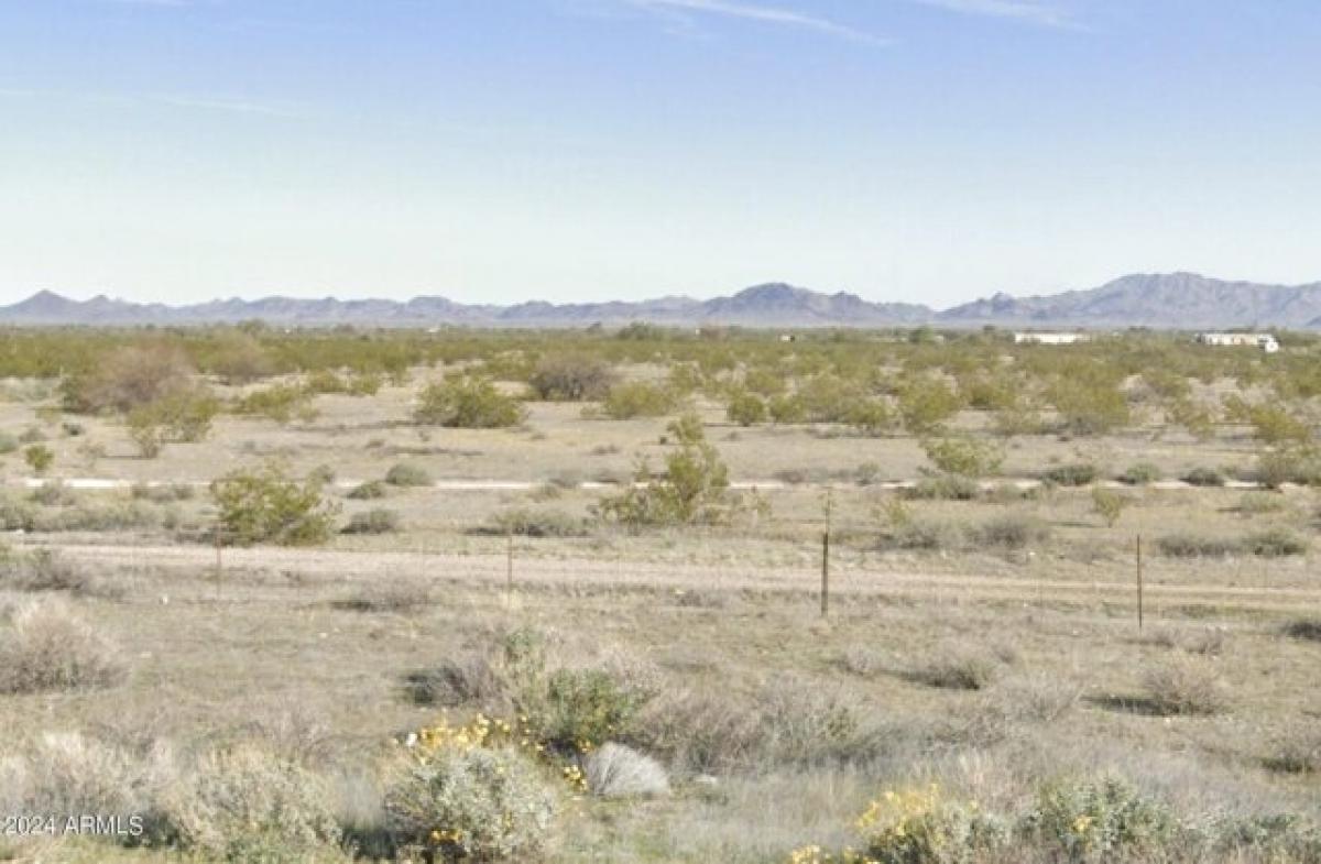 Picture of Residential Land For Sale in Tonopah, Arizona, United States