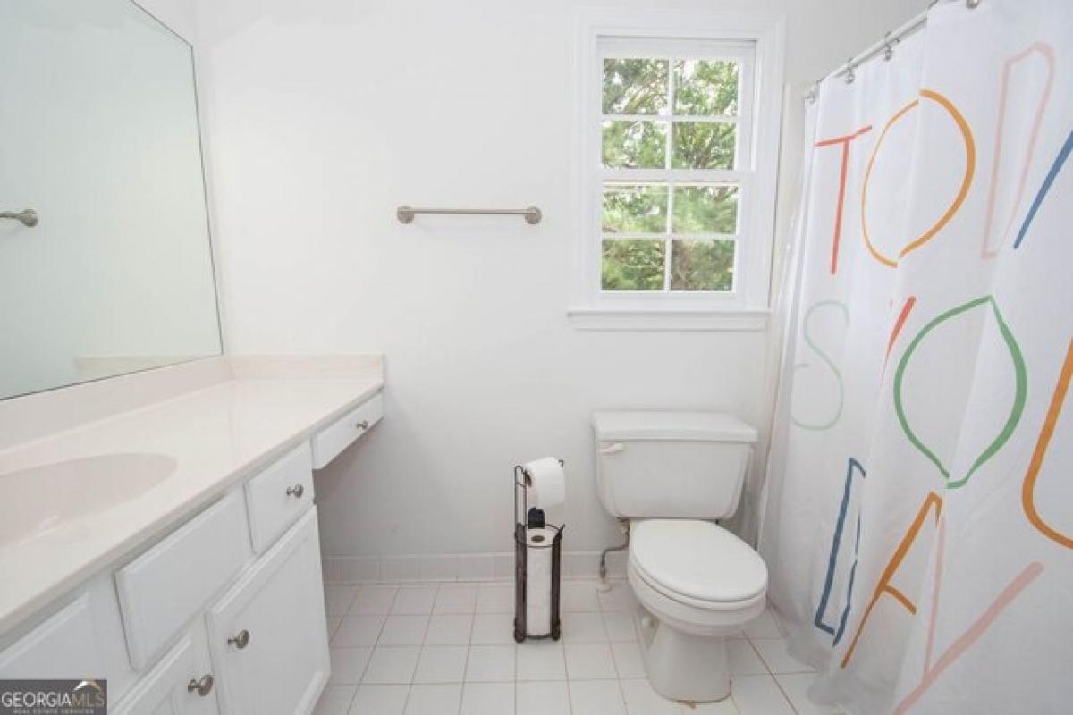 Picture of Home For Sale in Fayetteville, Georgia, United States