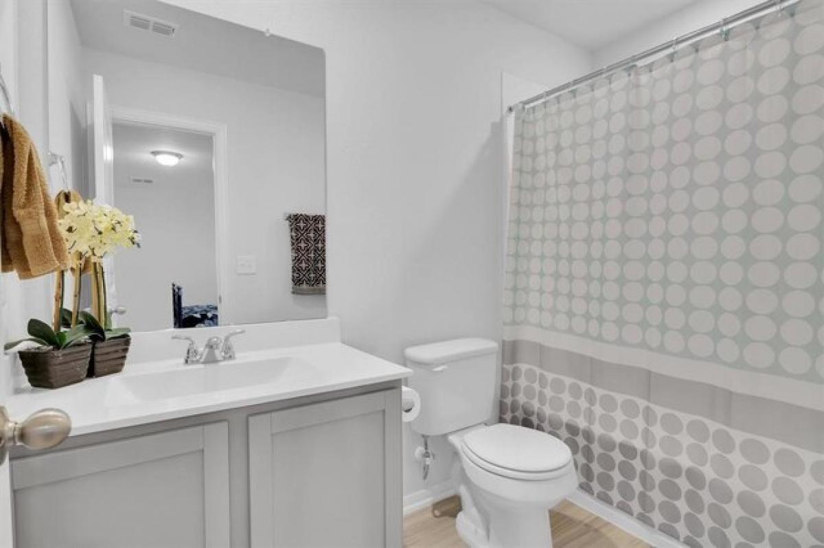 Picture of Home For Sale in Kyle, Texas, United States