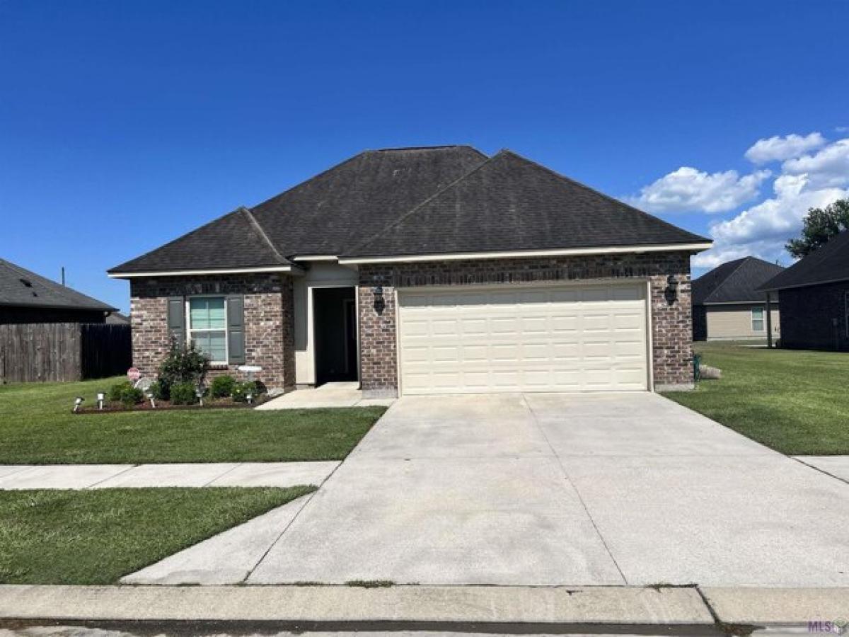 Picture of Home For Sale in Gonzales, Louisiana, United States