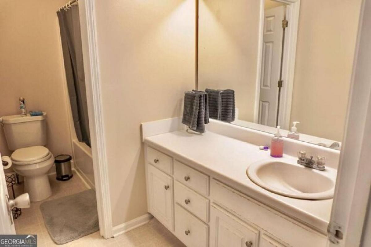 Picture of Home For Sale in Loganville, Georgia, United States