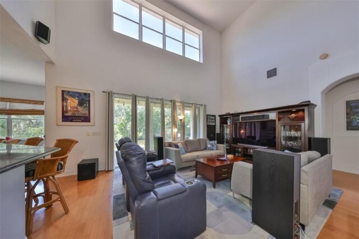 Picture of Home For Sale in Tampa, Florida, United States