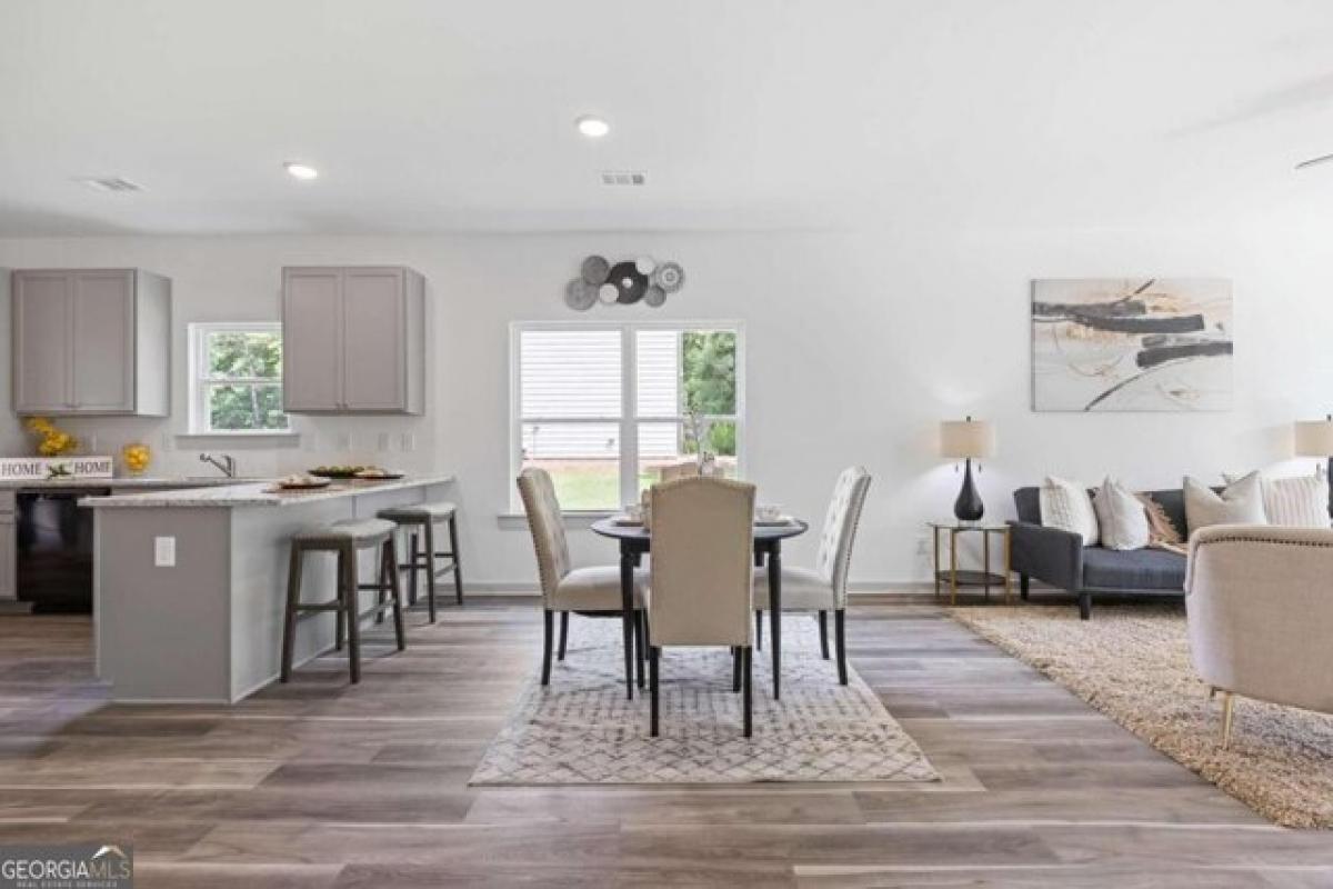 Picture of Home For Sale in Lawrenceville, Georgia, United States