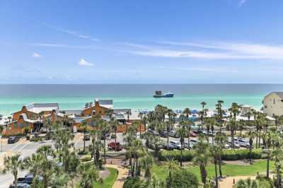 Home For Sale in Destin, Florida