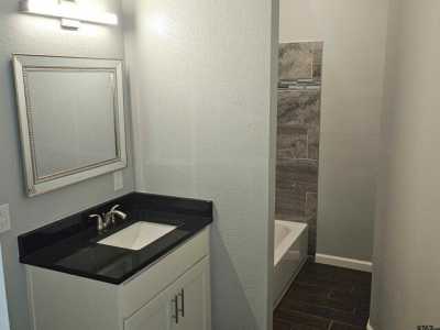 Home For Rent in Tyler, Texas