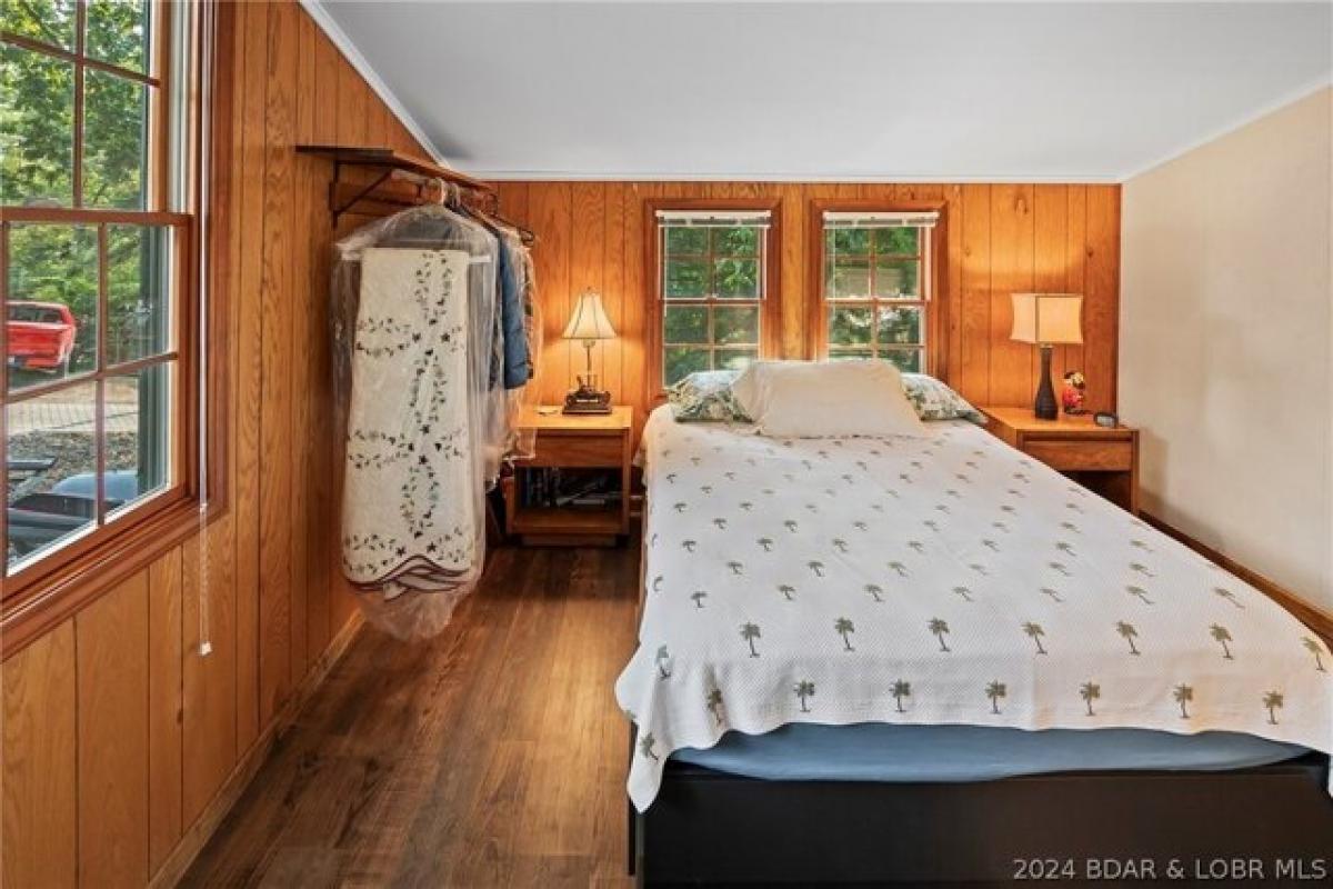 Picture of Home For Sale in Gravois Mills, Missouri, United States