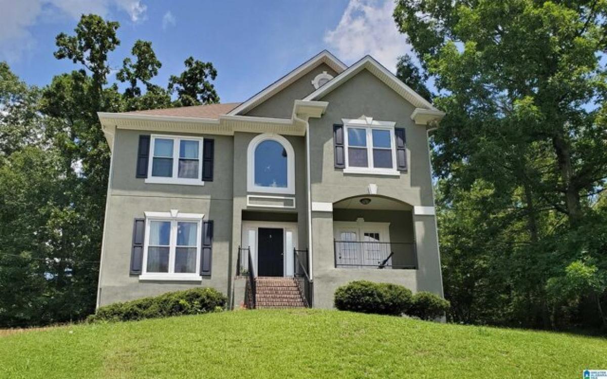 Picture of Home For Sale in Hoover, Alabama, United States