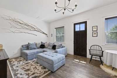 Home For Sale in Eagle, Idaho