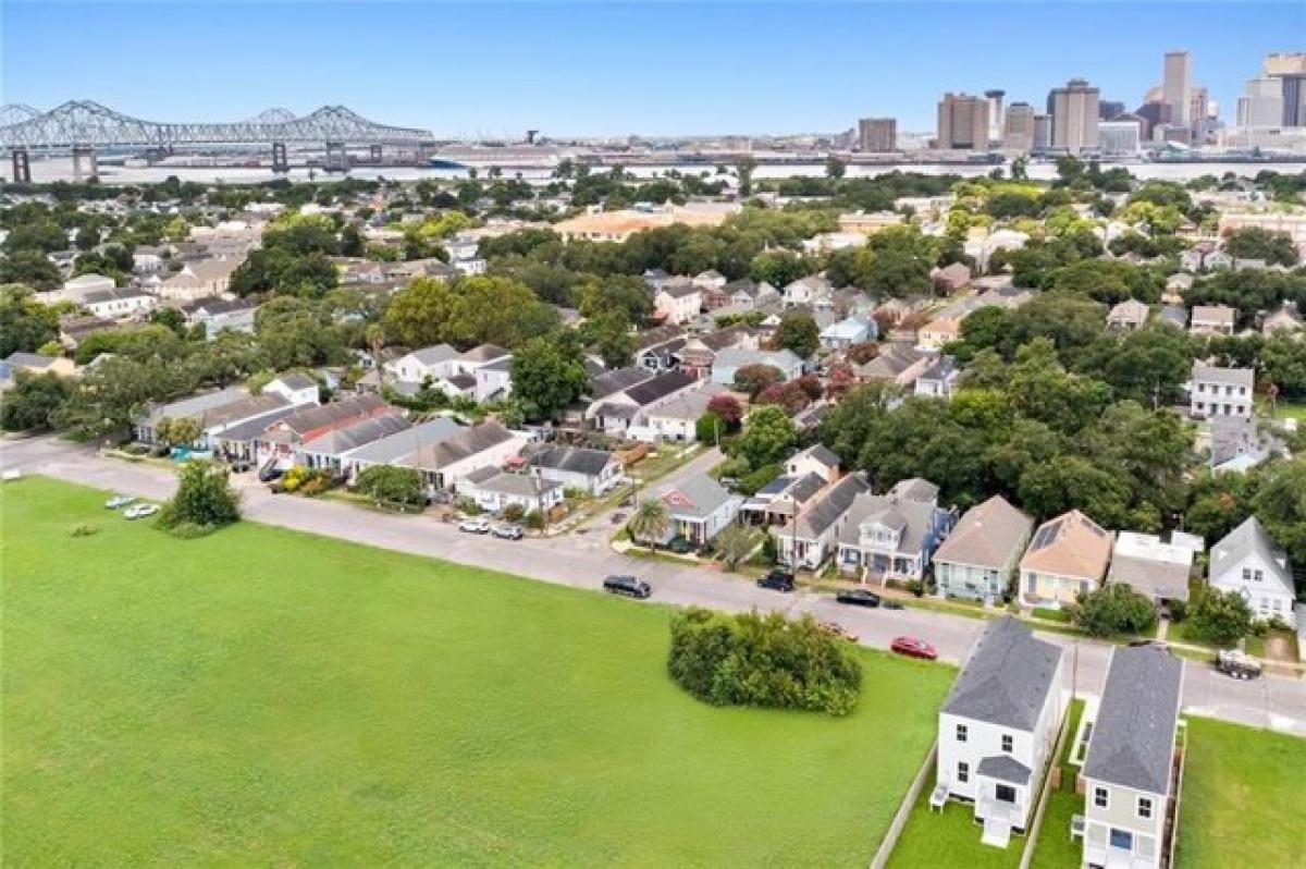 Picture of Residential Land For Sale in New Orleans, Louisiana, United States