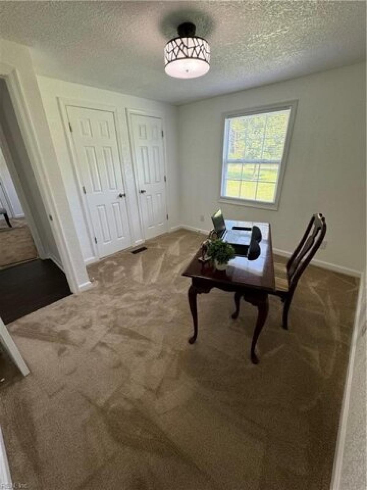 Picture of Home For Sale in Suffolk, Virginia, United States