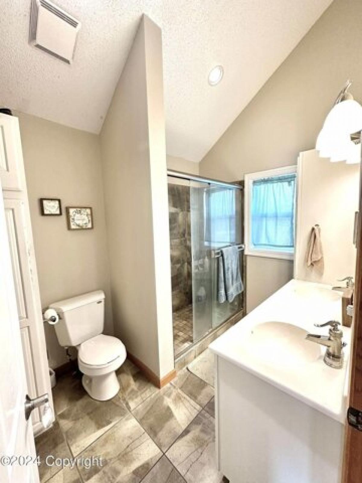 Picture of Home For Sale in Gillette, Wyoming, United States