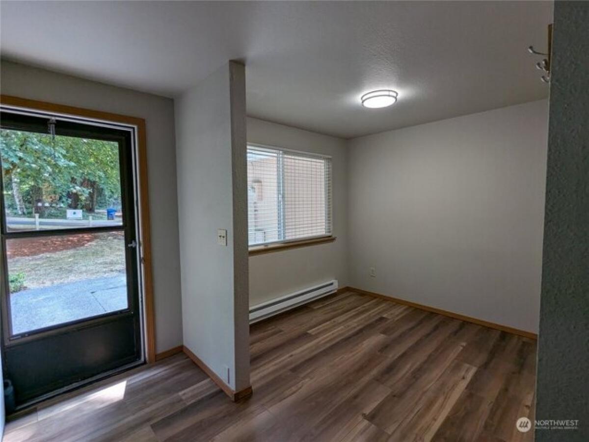 Picture of Home For Sale in Olympia, Washington, United States