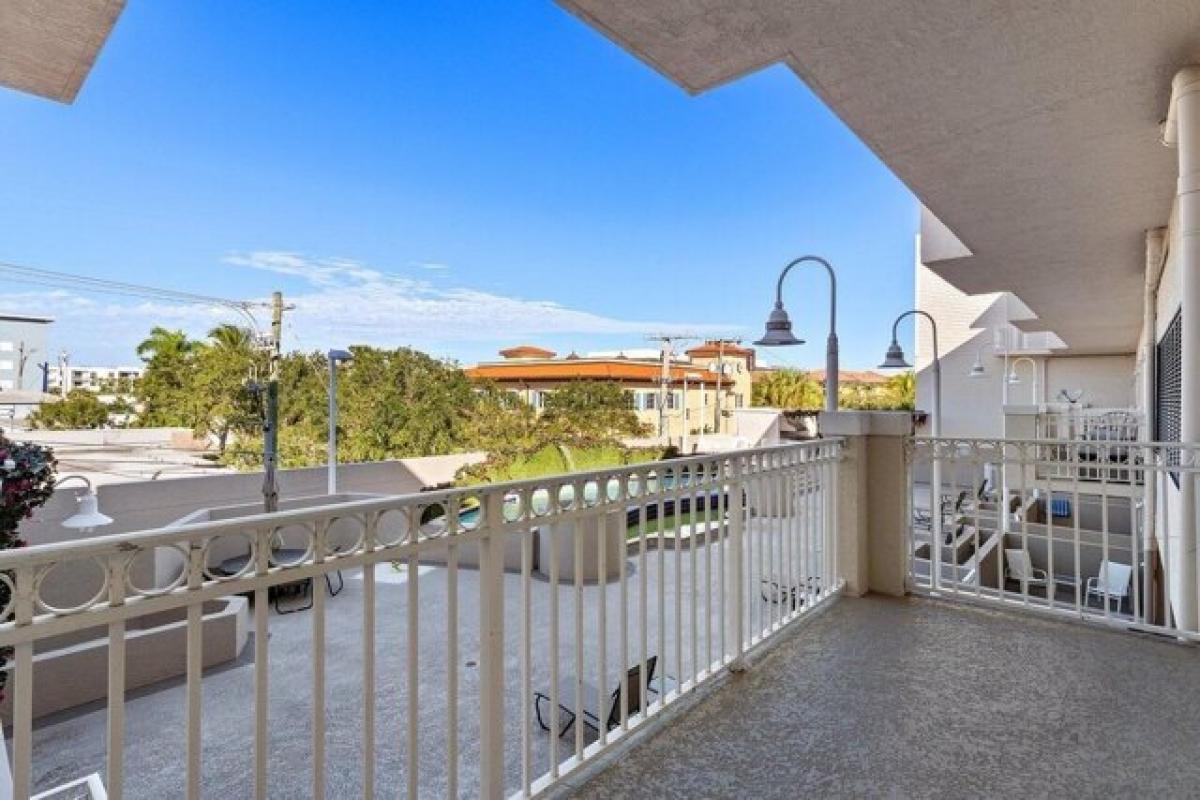 Picture of Home For Sale in Delray Beach, Florida, United States