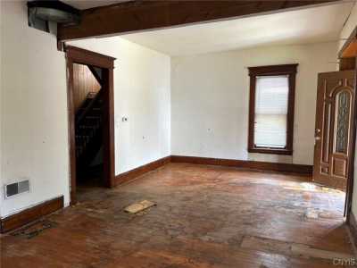 Home For Sale in Syracuse, New York