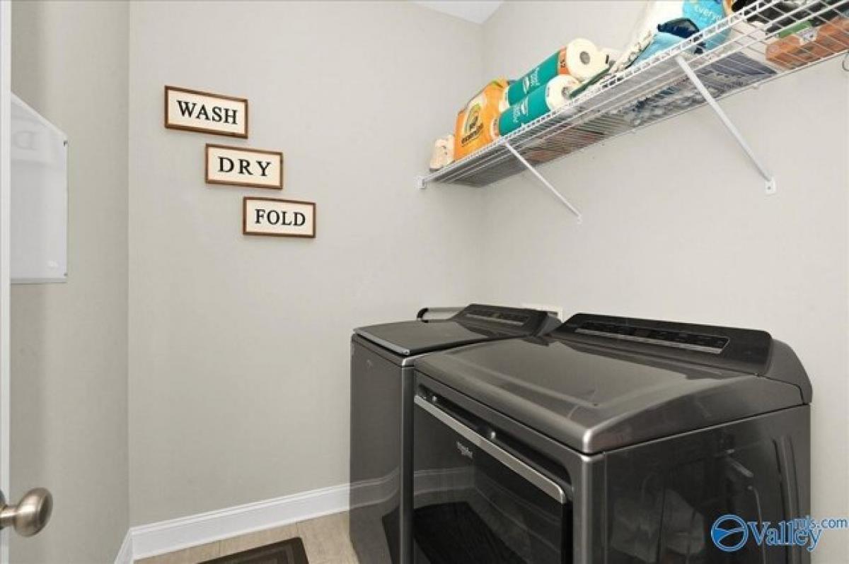 Picture of Home For Sale in Decatur, Alabama, United States