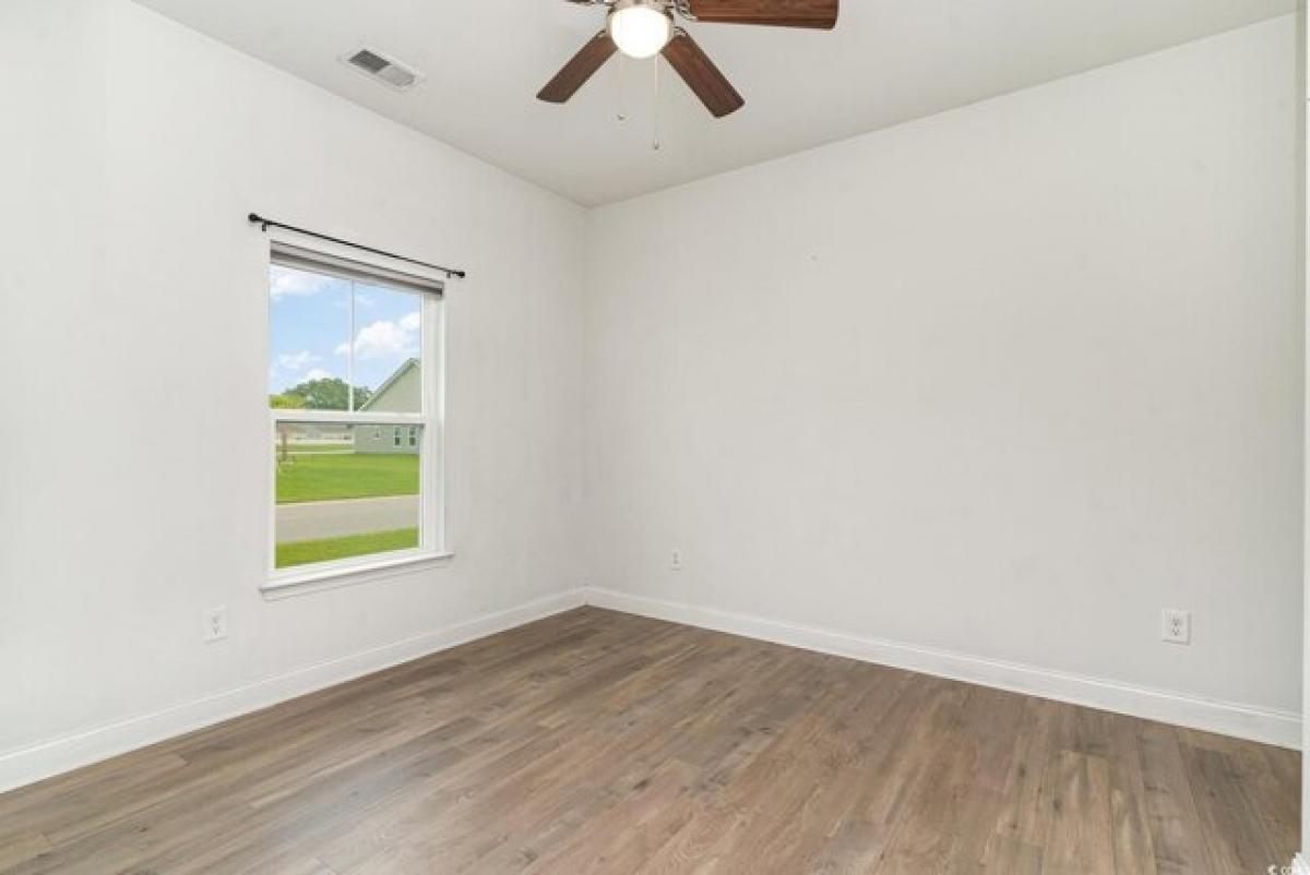 Picture of Home For Sale in Myrtle Beach, South Carolina, United States