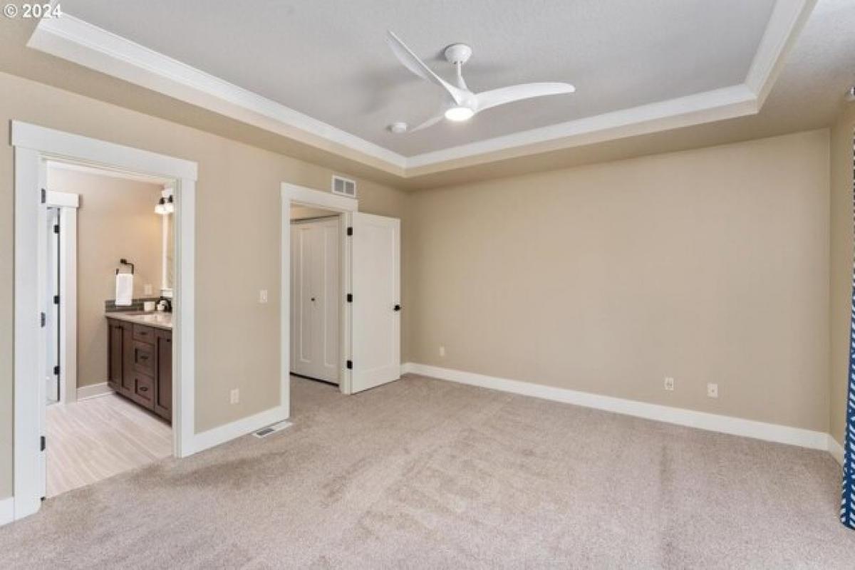 Picture of Home For Sale in Portland, Oregon, United States