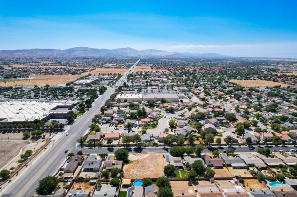 Picture of Residential Land For Sale in Palmdale, California, United States