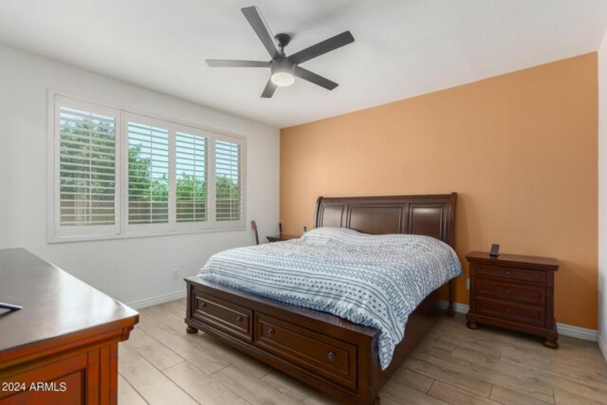 Picture of Home For Sale in Phoenix, Arizona, United States