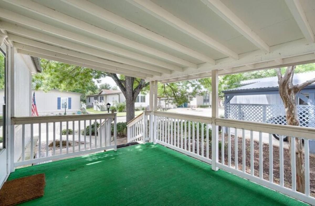 Picture of Home For Sale in Kerrville, Texas, United States