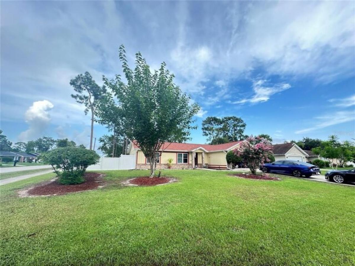 Picture of Home For Sale in Deltona, Florida, United States