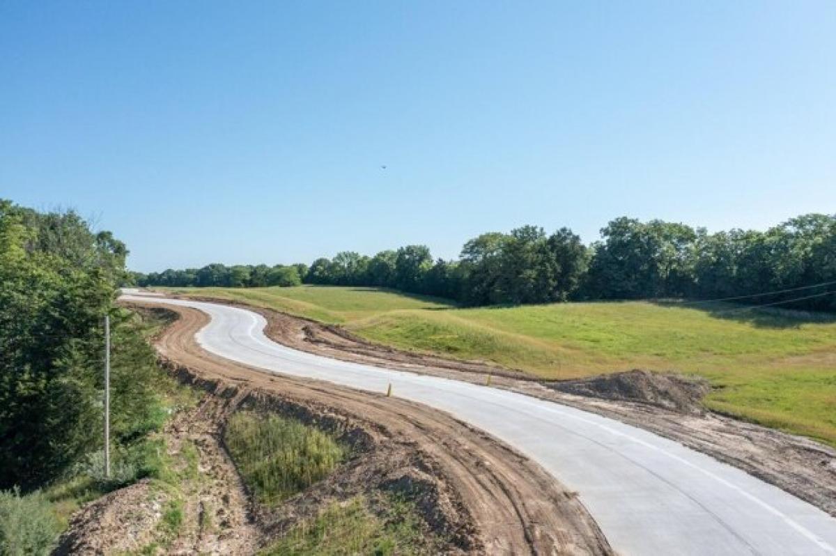 Picture of Residential Land For Sale in Columbia, Missouri, United States