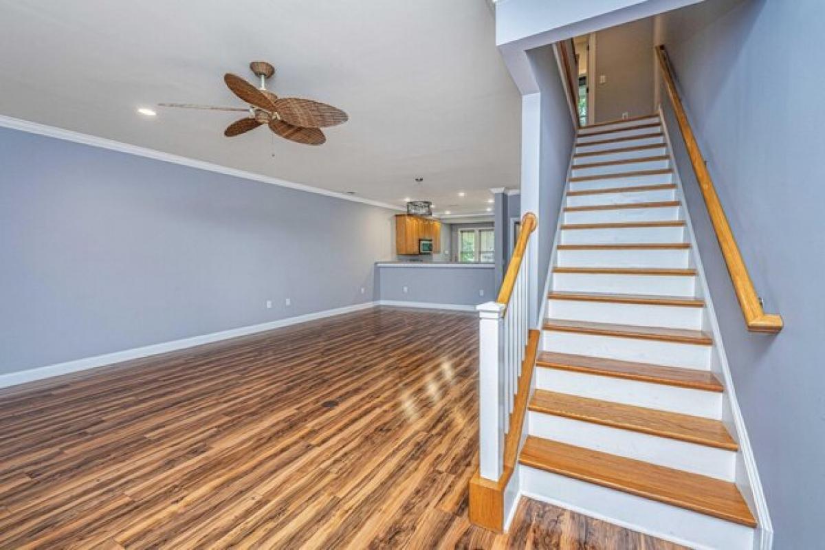 Picture of Home For Sale in North Charleston, South Carolina, United States