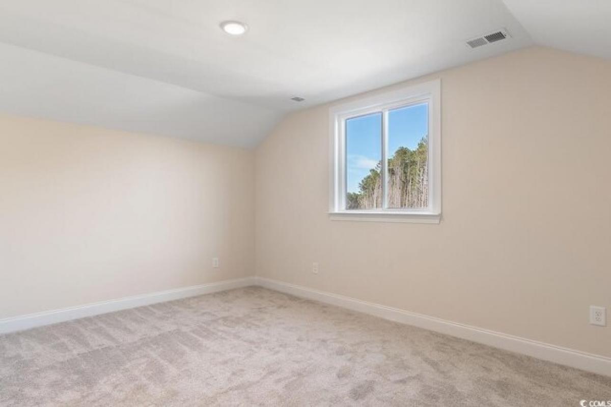 Picture of Home For Sale in Murrells Inlet, South Carolina, United States