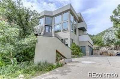 Home For Sale in Littleton, Colorado