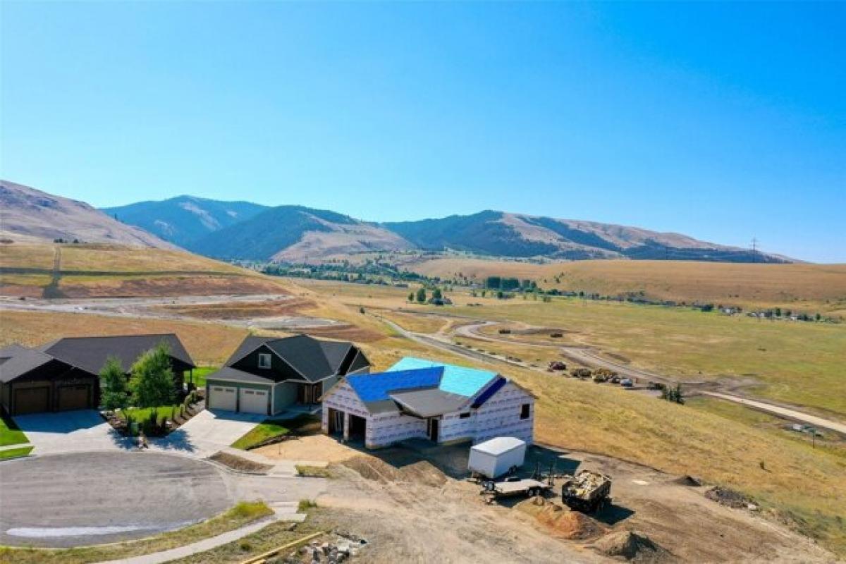 Picture of Home For Sale in Missoula, Montana, United States