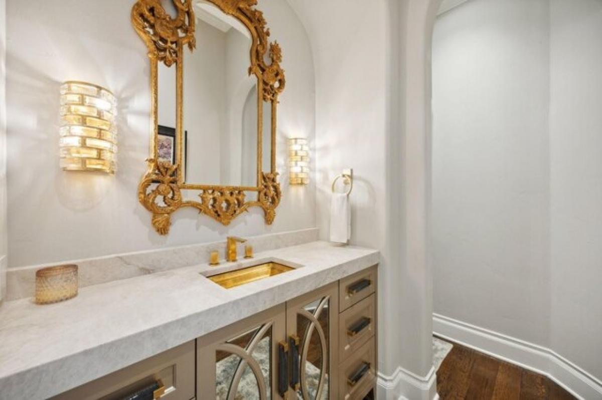 Picture of Home For Sale in Allen, Texas, United States