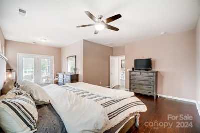 Home For Sale in Charlotte, North Carolina