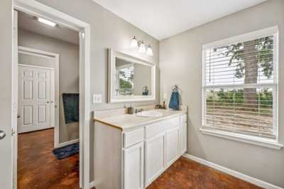 Home For Sale in Granbury, Texas