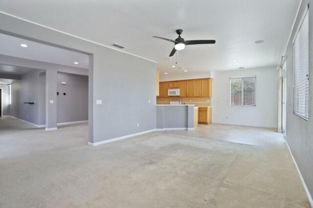 Picture of Home For Sale in Stockton, California, United States