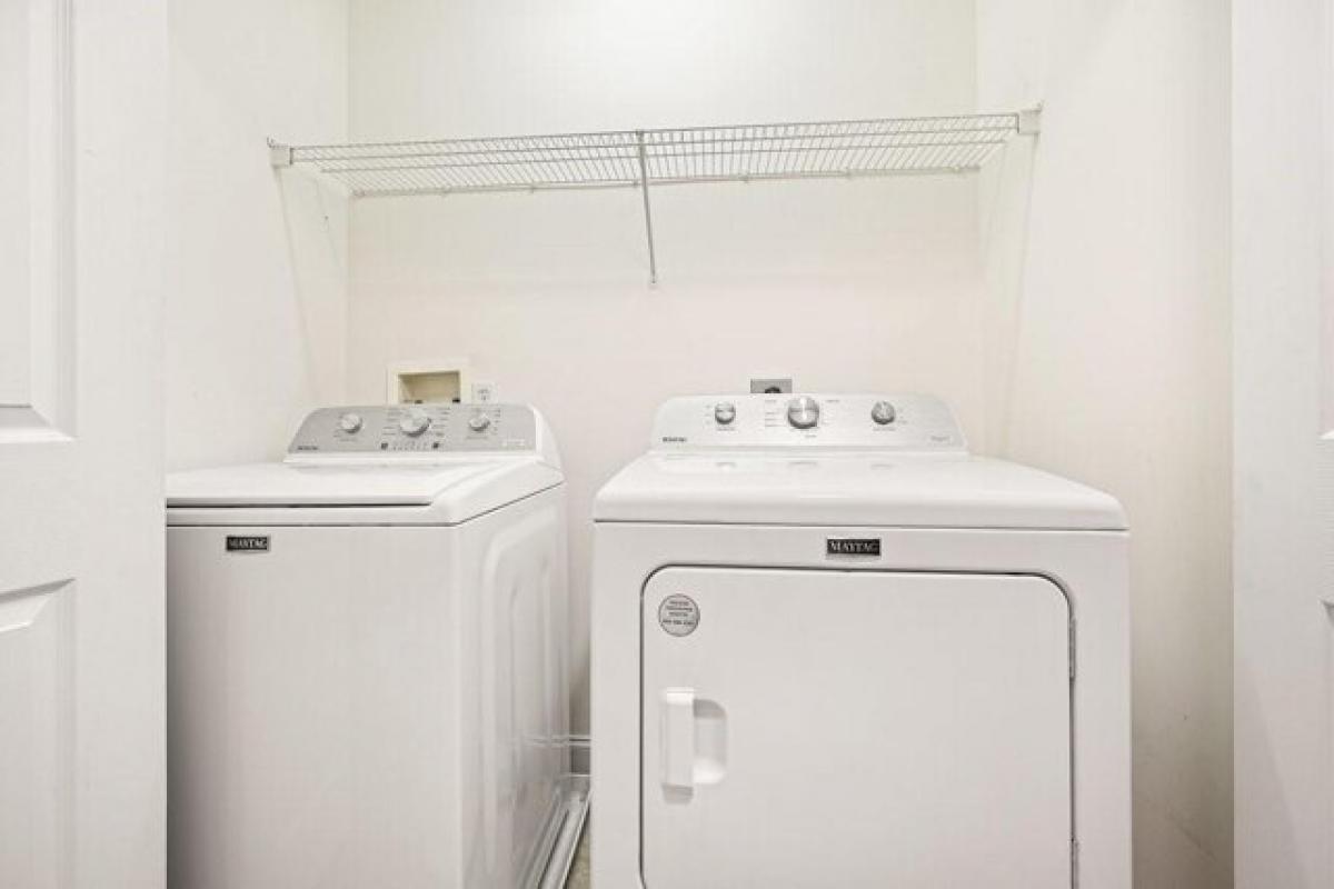 Picture of Home For Sale in Canton, Georgia, United States