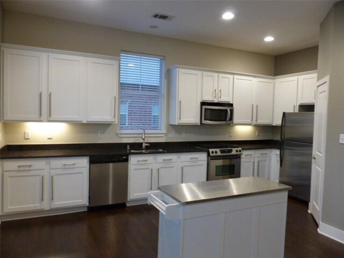 Picture of Home For Rent in Dallas, Texas, United States