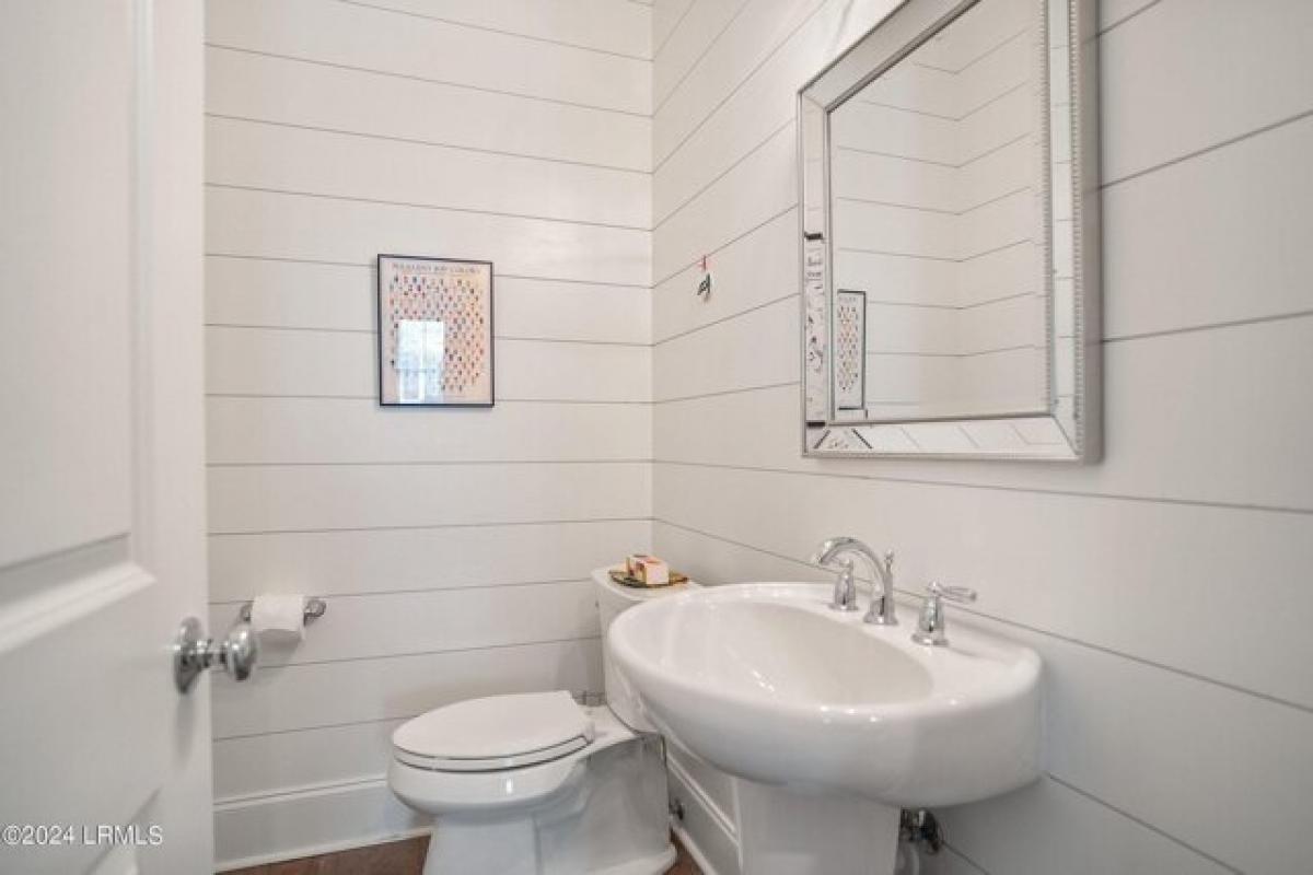 Picture of Home For Sale in Beaufort, South Carolina, United States