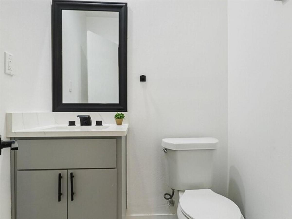 Picture of Home For Sale in Dallas, Texas, United States