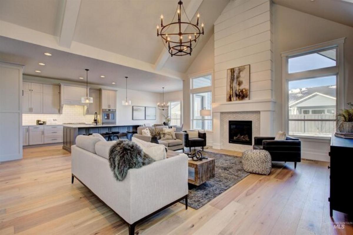 Picture of Home For Sale in Meridian, Idaho, United States