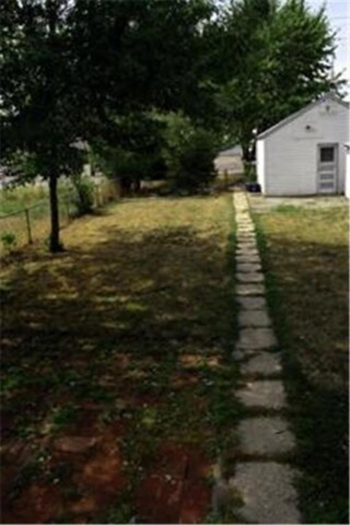 Picture of Home For Sale in Minneapolis, Minnesota, United States