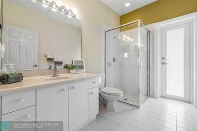 Home For Sale in Weston, Florida