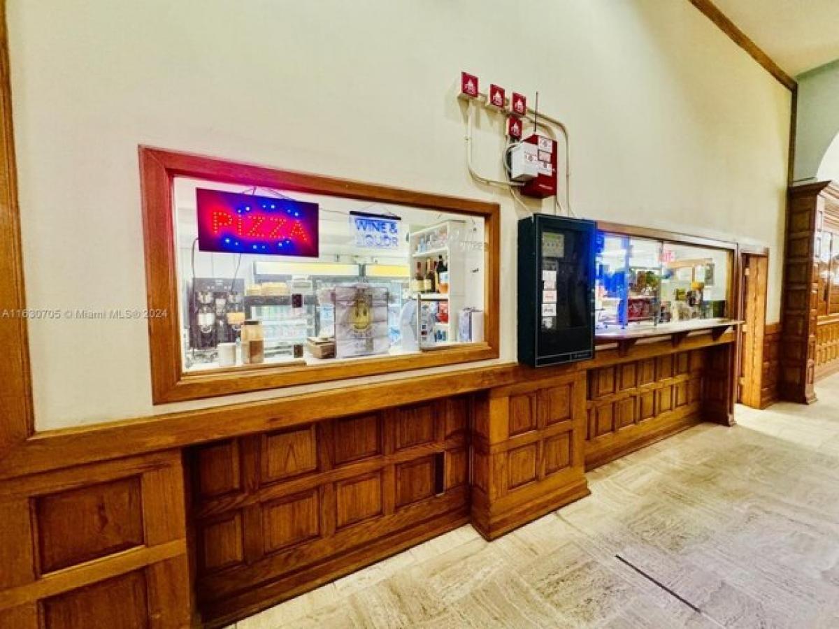 Picture of Home For Sale in Miami Beach, Florida, United States