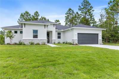 Home For Sale in Cape Coral, Florida