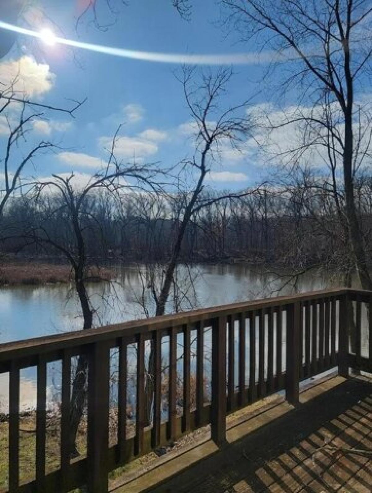 Picture of Home For Sale in Valparaiso, Indiana, United States