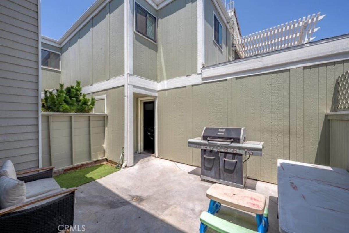 Picture of Home For Sale in Canyon Country, California, United States