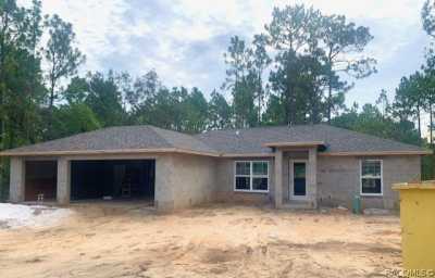 Home For Sale in Citrus Springs, Florida