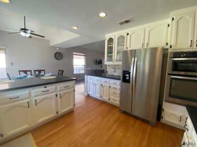 Home For Sale in Bakersfield, California