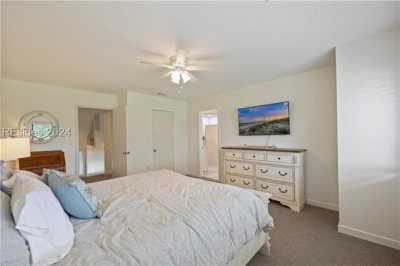 Home For Sale in Hilton Head Island, South Carolina